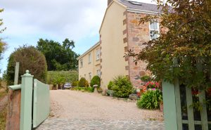 1 bed flat, St Martin