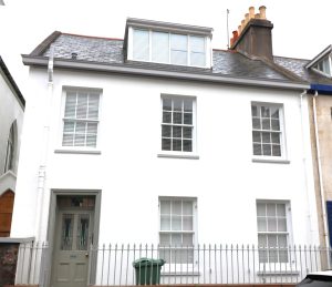 Modern 1 bedroom 1st floor flat, St Helier